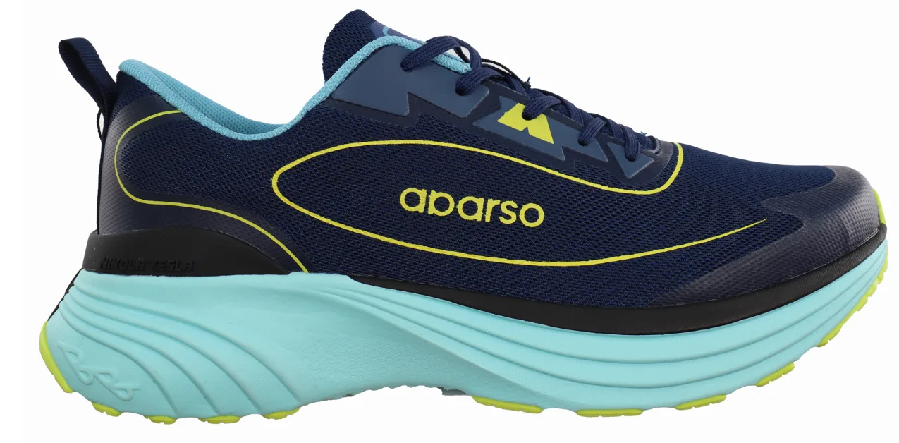 U'S ROAD RUNNING SHOES